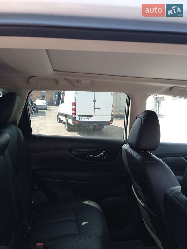 Позашляховик / Кросовер Nissan Rogue 2019 в Тернополі