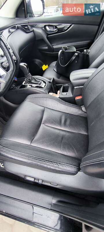 Внедорожник / Кроссовер Nissan Rogue 2019 в Кропивницком