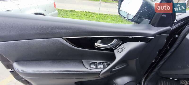 Внедорожник / Кроссовер Nissan Rogue 2019 в Кропивницком