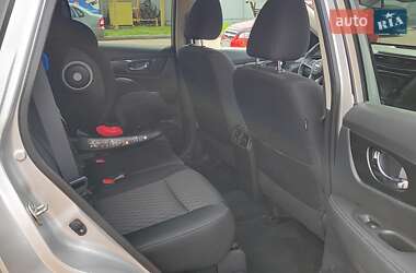 Внедорожник / Кроссовер Nissan Rogue 2019 в 