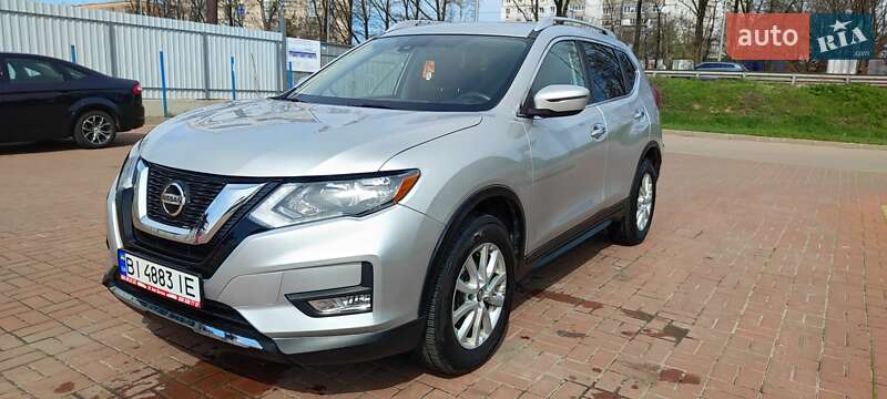 Внедорожник / Кроссовер Nissan Rogue 2019 в 