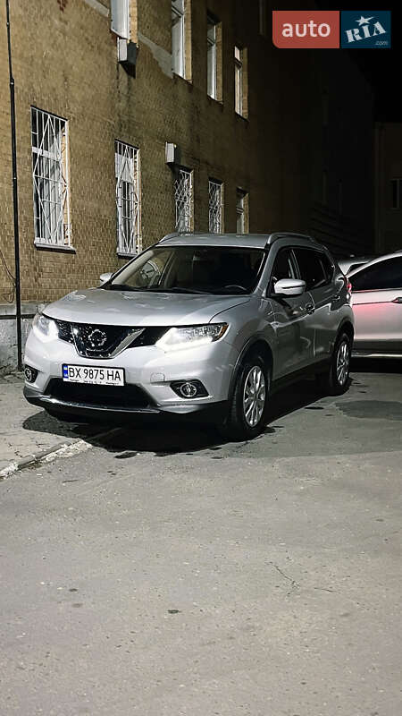 Позашляховик / Кросовер Nissan Rogue 2015 в Тернополі