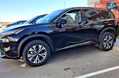 Внедорожник / Кроссовер Nissan Rogue 2022 в 