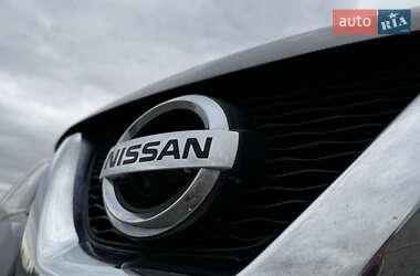 Внедорожник / Кроссовер Nissan Rogue 2013 в 