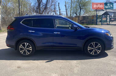 Позашляховик / Кросовер Nissan Rogue 2019 в 
