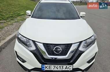 Внедорожник / Кроссовер Nissan Rogue 2017 в 