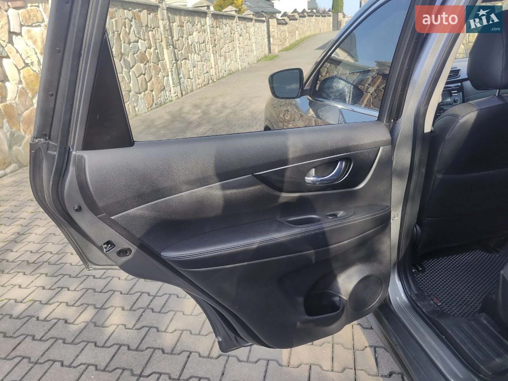 2016 Nissan Rogue - мініатюра 26