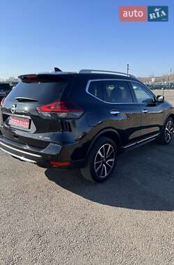 Внедорожник / Кроссовер Nissan Rogue 2020 в 