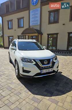 Внедорожник / Кроссовер Nissan Rogue 2019 в 