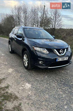 Внедорожник / Кроссовер Nissan Rogue 2016 в 
