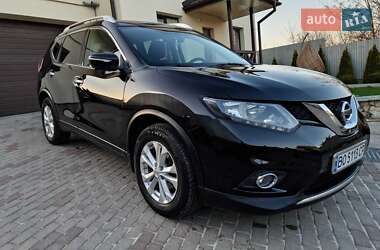 Внедорожник / Кроссовер Nissan Rogue 2014 в 