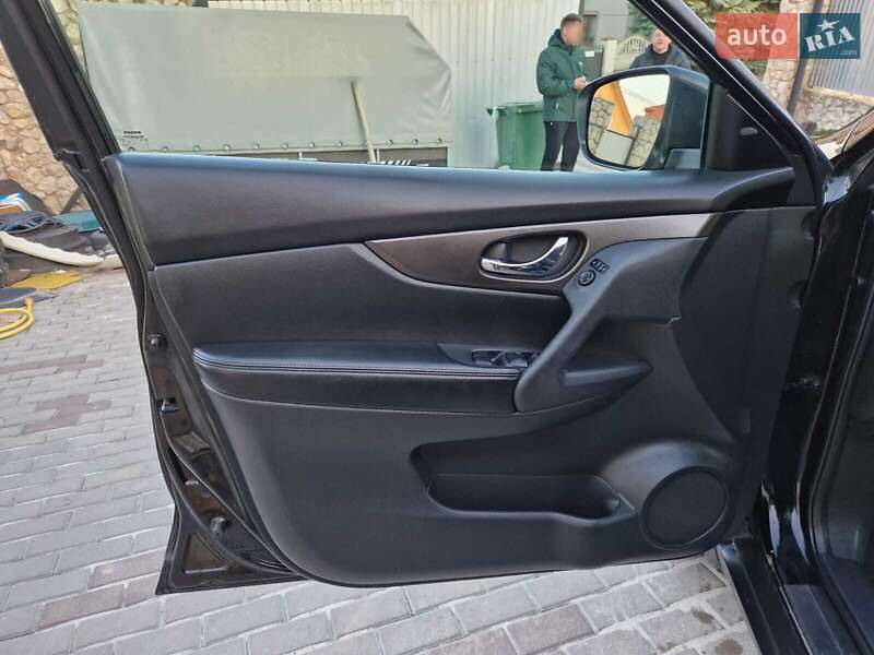 Позашляховик / Кросовер Nissan Rogue 2014 в Тернополі фото 17 Позашляховик / Кросовер Nissan Rogue 2014 в Тернополі