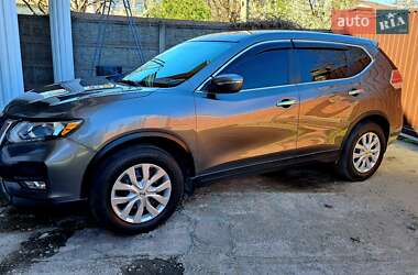 Внедорожник / Кроссовер Nissan Rogue 2015 в 