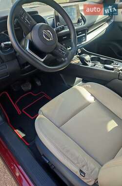 Позашляховик / Кросовер Nissan Rogue 2021 в 