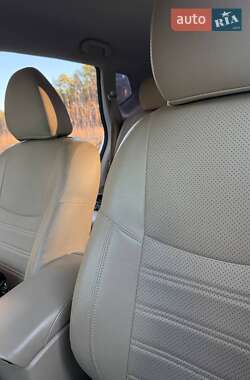 Внедорожник / Кроссовер Nissan Rogue 2015 в 