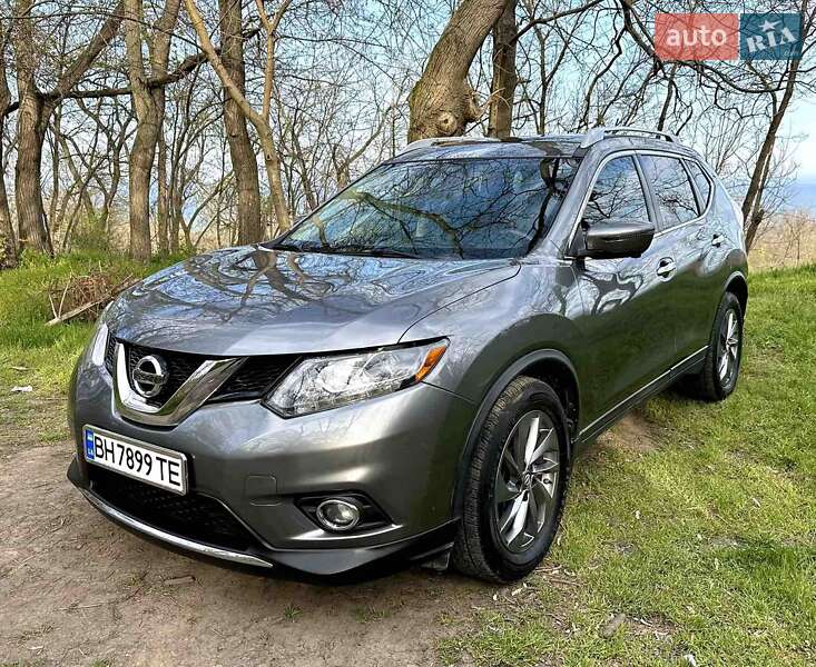 Внедорожник / Кроссовер Nissan Rogue 2015 в 