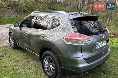 Внедорожник / Кроссовер Nissan Rogue 2015 в 