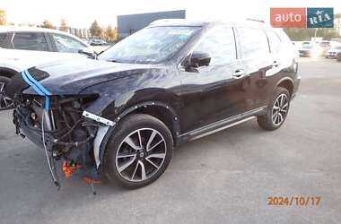 Позашляховик / Кросовер Nissan Rogue 2018 в 