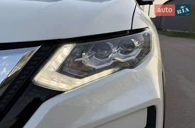 Внедорожник / Кроссовер Nissan Rogue 2019 в 