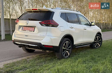 Внедорожник / Кроссовер Nissan Rogue 2019 в 