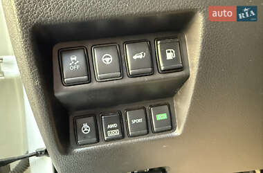 Внедорожник / Кроссовер Nissan Rogue 2019 в 