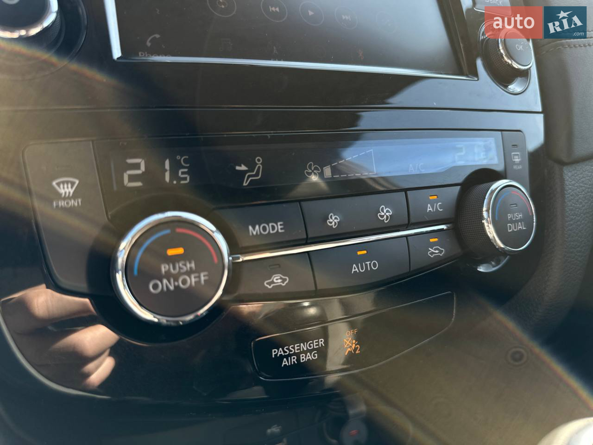 2019 Nissan Rogue - мініатюра 20