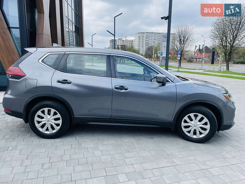 Позашляховик / Кросовер Nissan Rogue 2018 в Луцьку