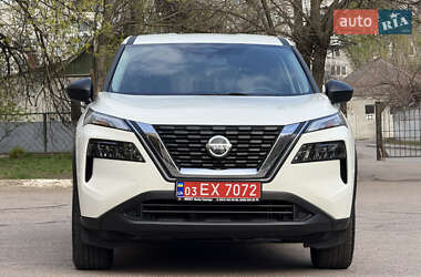 Позашляховик / Кросовер Nissan Rogue 2020 в 