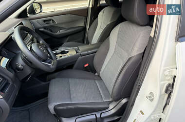 Позашляховик / Кросовер Nissan Rogue 2020 в 