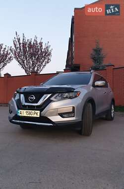 Позашляховик / Кросовер Nissan Rogue 2017 в 