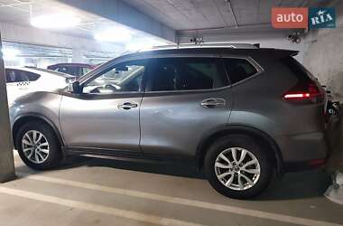Позашляховик / Кросовер Nissan Rogue 2019 в 