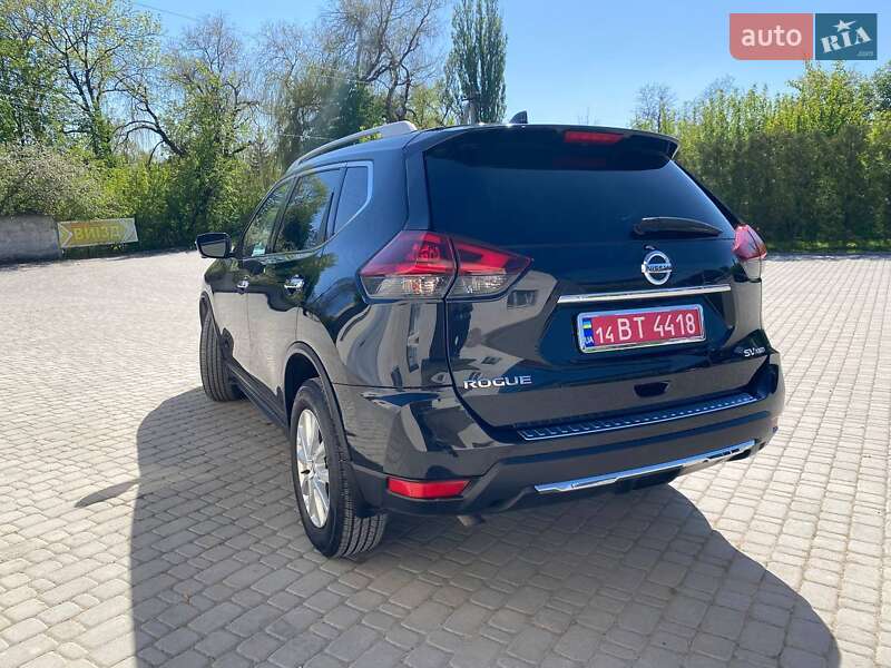 Позашляховик / Кросовер Nissan Rogue 2018 в Борщеві