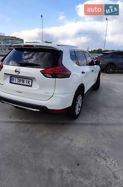 Позашляховик / Кросовер Nissan Rogue 2018 в 