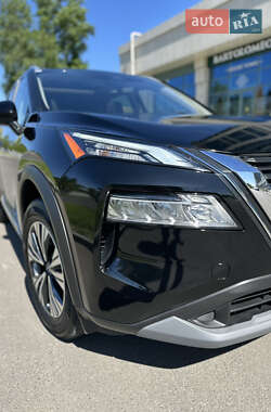 Внедорожник / Кроссовер Nissan Rogue 2023 в 