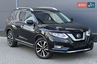Позашляховик / Кросовер Nissan Rogue 2018 в 