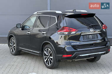 Позашляховик / Кросовер Nissan Rogue 2018 в 