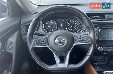Позашляховик / Кросовер Nissan Rogue 2018 в 