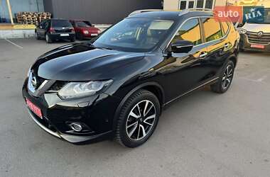 Внедорожник / Кроссовер Nissan Rogue 2016 в Луцке