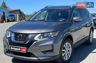 Внедорожник / Кроссовер Nissan Rogue 2018 в Львове