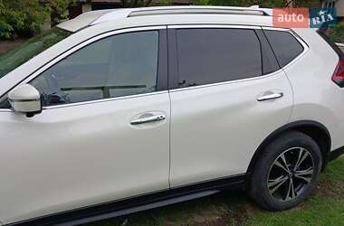 Позашляховик / Кросовер Nissan Rogue 2019 в 