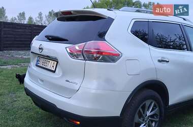 Позашляховик / Кросовер Nissan Rogue 2015 в 