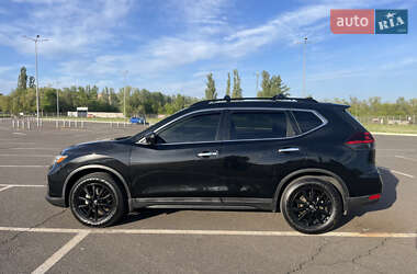 Внедорожник / Кроссовер Nissan Rogue 2017 в 