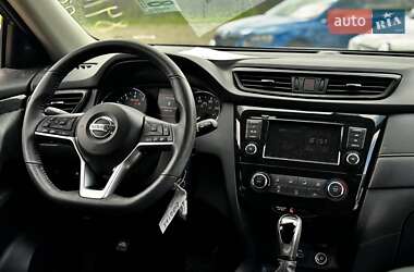 Позашляховик / Кросовер Nissan Rogue 2019 в 