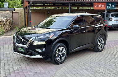 Позашляховик / Кросовер Nissan Rogue 2020 в 