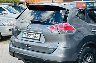 Внедорожник / Кроссовер Nissan Rogue 2015 в 