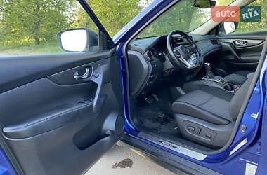 Внедорожник / Кроссовер Nissan Rogue 2020 в 