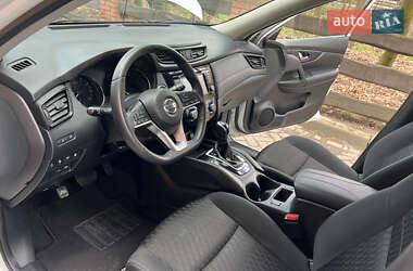 Позашляховик / Кросовер Nissan Rogue 2020 в 