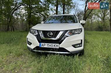 Внедорожник / Кроссовер Nissan Rogue 2015 в 