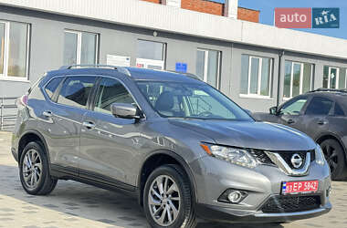 Внедорожник / Кроссовер Nissan Rogue 2015 в 