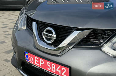 Внедорожник / Кроссовер Nissan Rogue 2015 в 